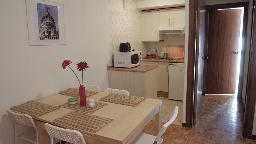 Apartamentos Callecultura Мадрид Екстер'єр фото